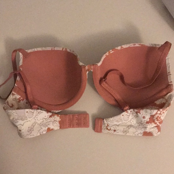 Victoria’s Secret Bra 34C - Picture 4 of 4